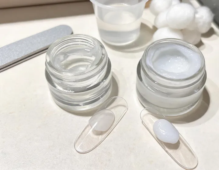 hard gel vs builder gel on a cosmetics bench, illustration only
